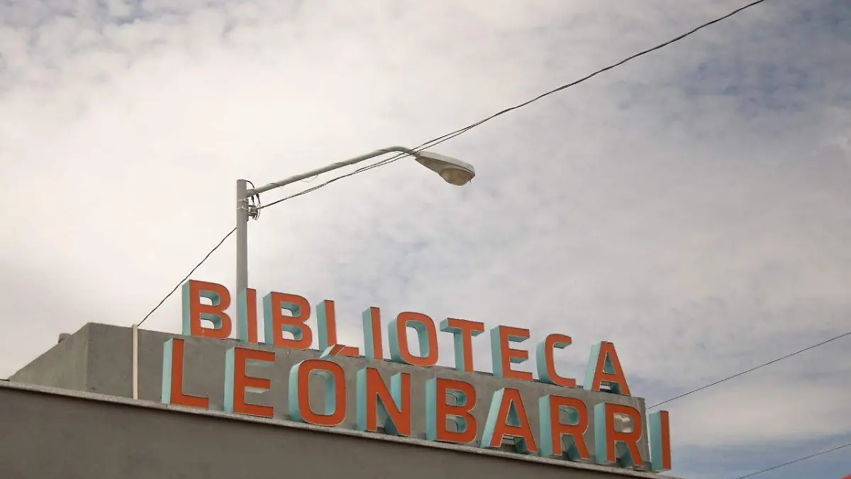 biblioteca leon barri